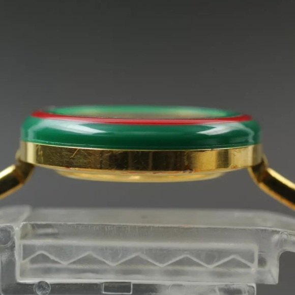 GUCCI LUXURY Bracelet Watch - Picture 7 of 9